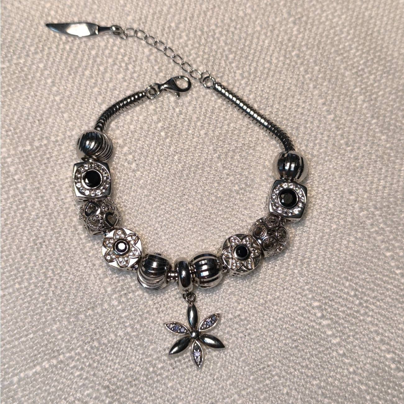 LYRIDEA CHARM BRACELET — image 7