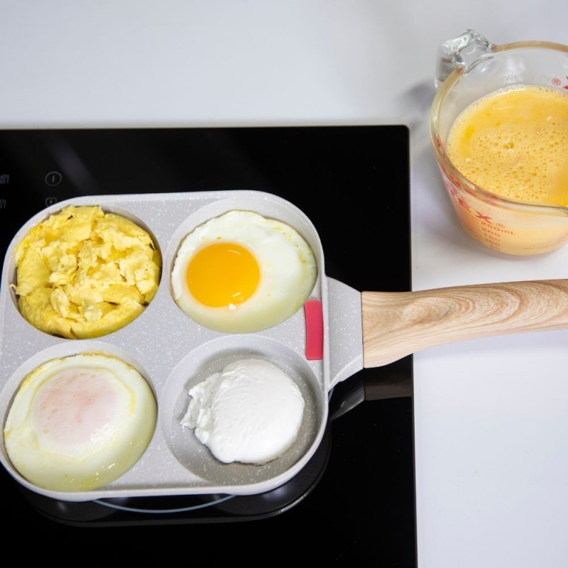 POELE 4 COMPARTIMENTS AVEC SPATULE WONDERPAN